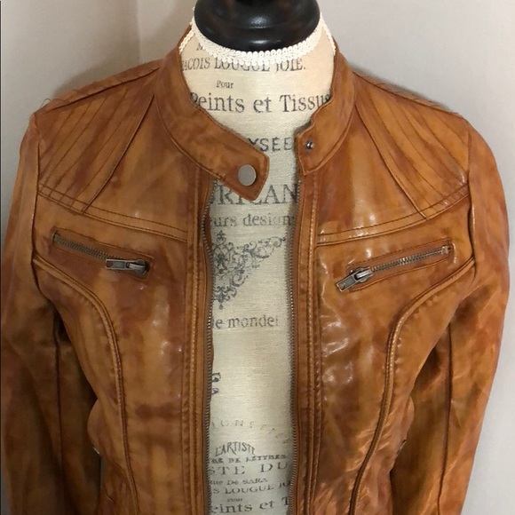 Like New Jacket - Picture 2 of 7